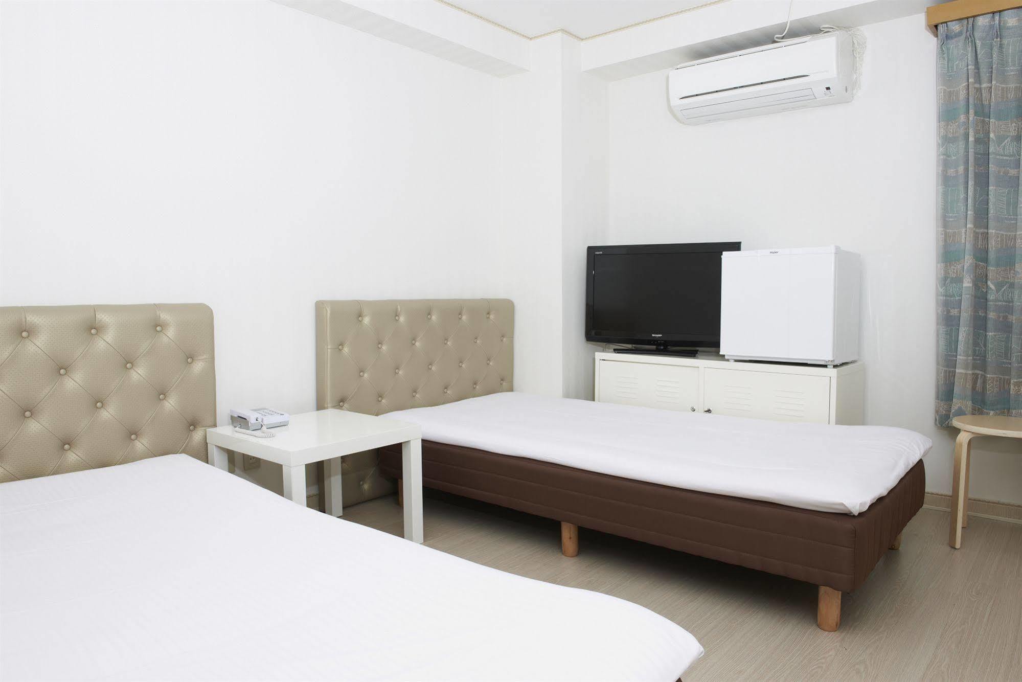Hotel Empire In Shinjuku Токио Екстериор снимка